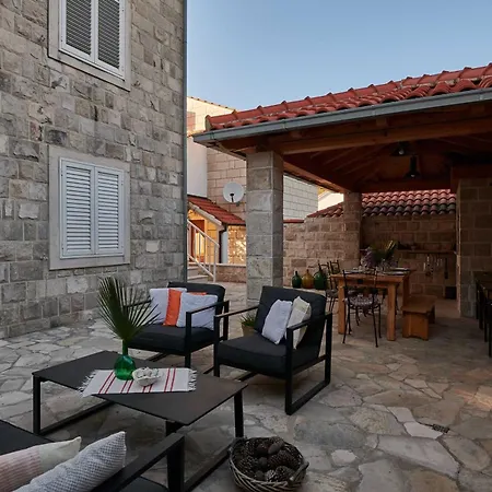 Micika Guest house
