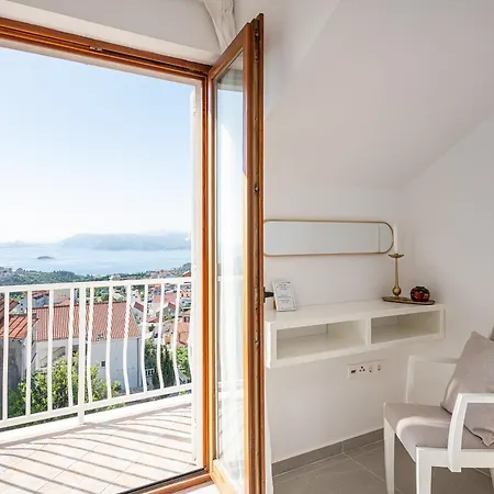 Micika Guest house